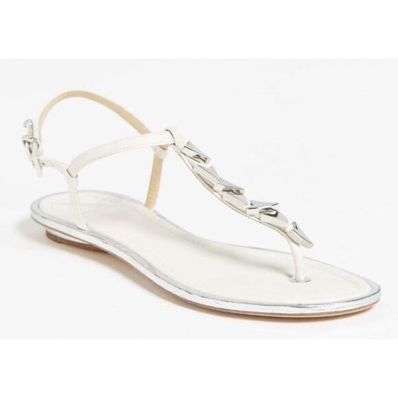 B. Brian Atwood Leather Crickett Silver Arrowhead T Strappy Sandal Size 6.5 Flat - Picture 1 of 10